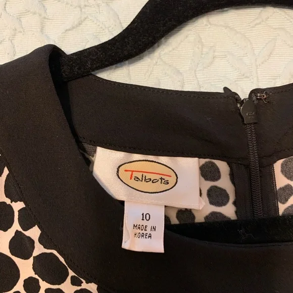 Stylish Black and Cream Dress - Picture 3 of 3